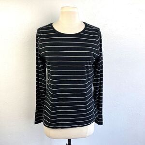 Banana Republic Womans Small Black White Stripes Long Sleeve Cotton Modal Preppy